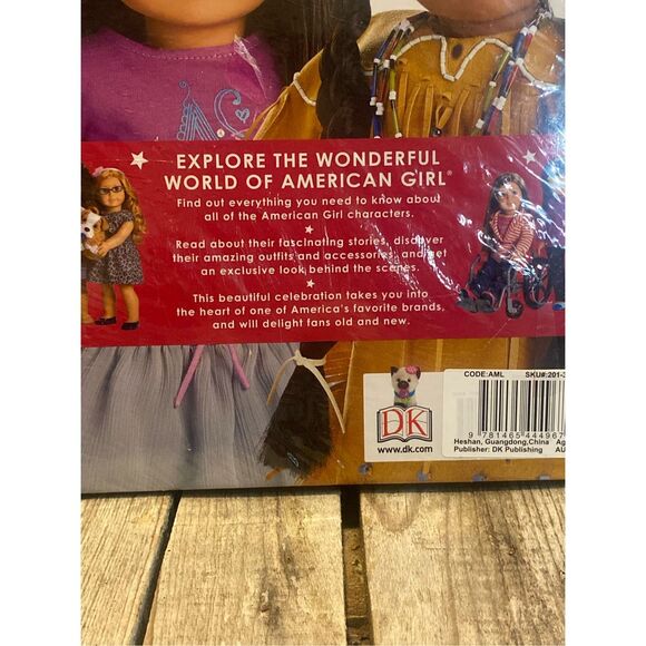 American Girl Ultimate Visual Guide Book DK Publishing 2016 A Celebration Story - Picture 4 of 6